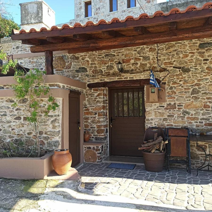 Areti'S Traditional House Apollona Bagian luar foto