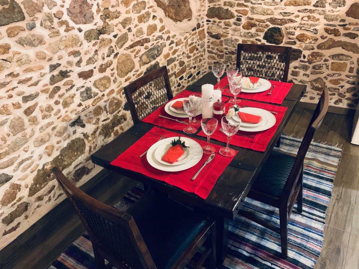 Areti'S Traditional House Apollona Bagian luar foto