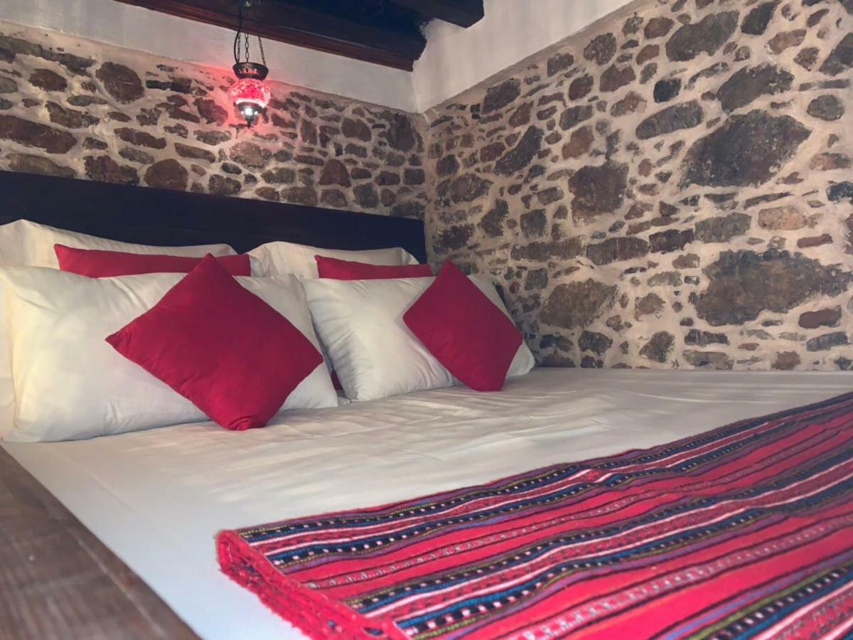 Areti'S Traditional House Apollona Bagian luar foto