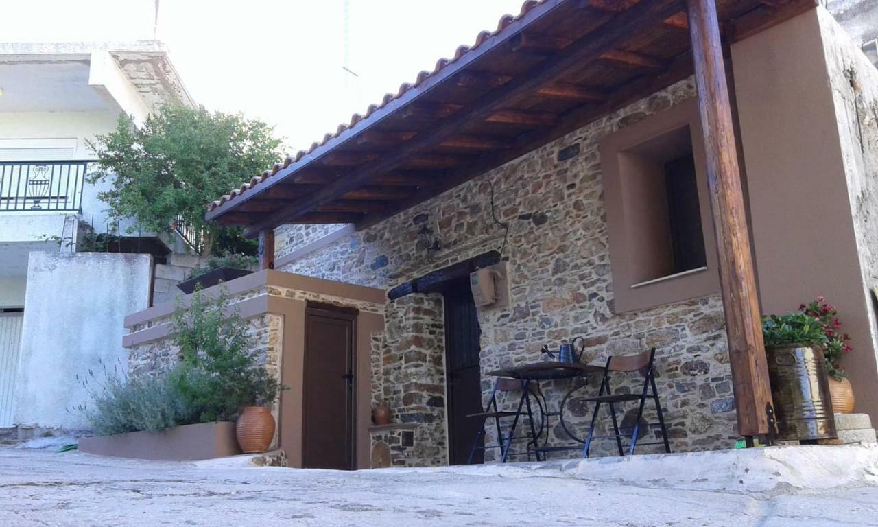 Areti'S Traditional House Apollona Bagian luar foto