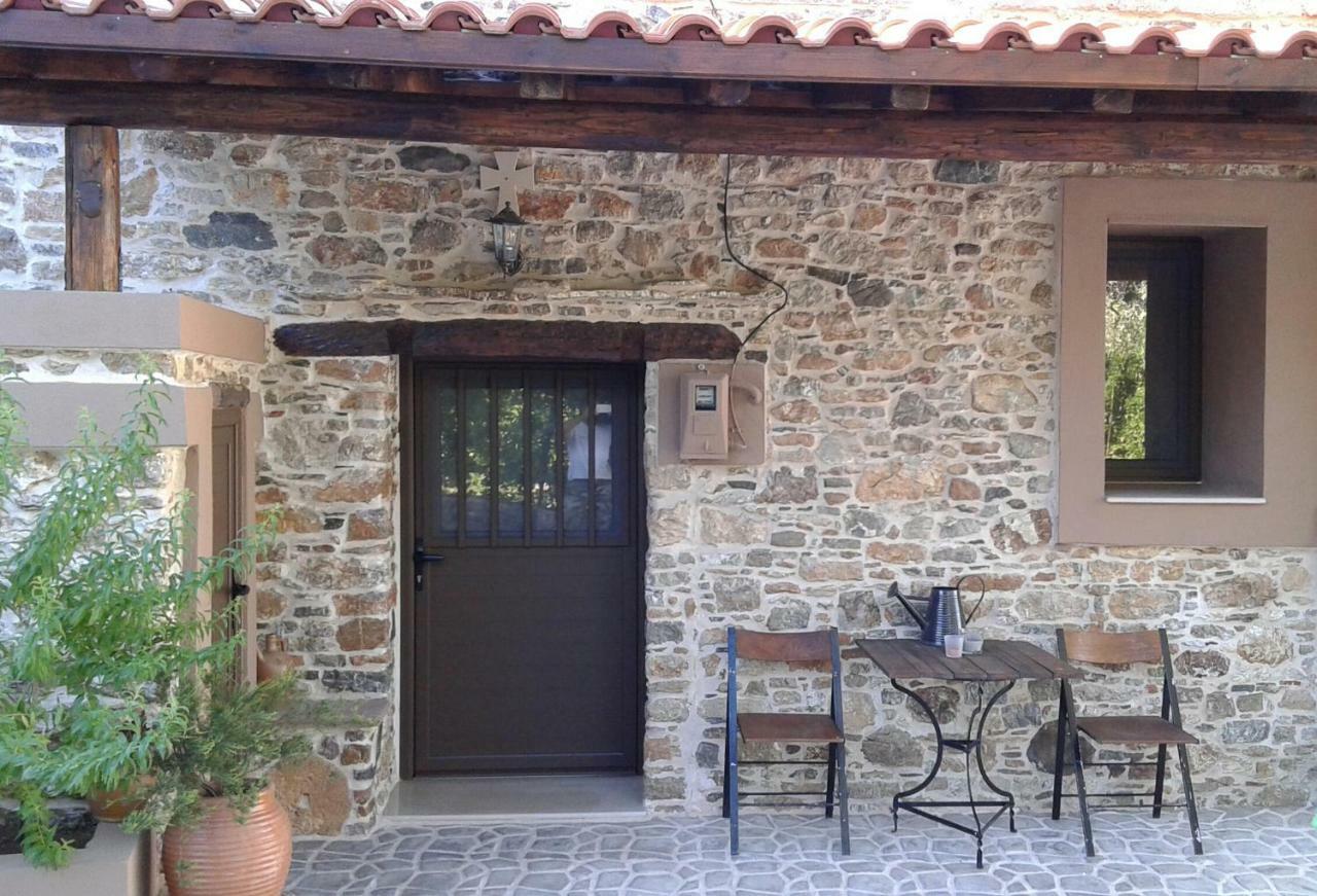 Areti'S Traditional House Apollona Bagian luar foto